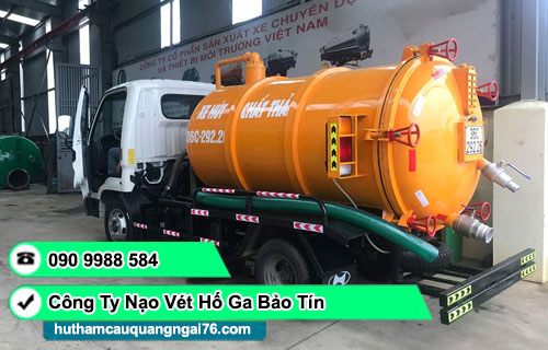 Nạo vét hố ga Đặc khu Lý Sơn