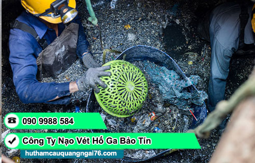 Nạo vét hố ga xã Ba Vinh